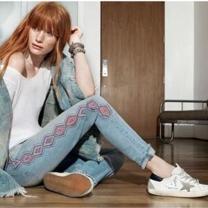 NWT Sandrine Rose x Revolve Embroidered Skinny Boyfriend Jeans 26